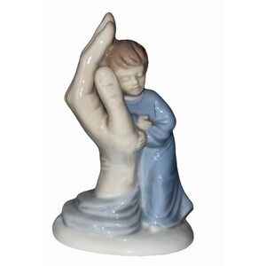 1983 Vintage Roman God Palm of My Hand Boy Figurine.  4.5in Blue Vintage